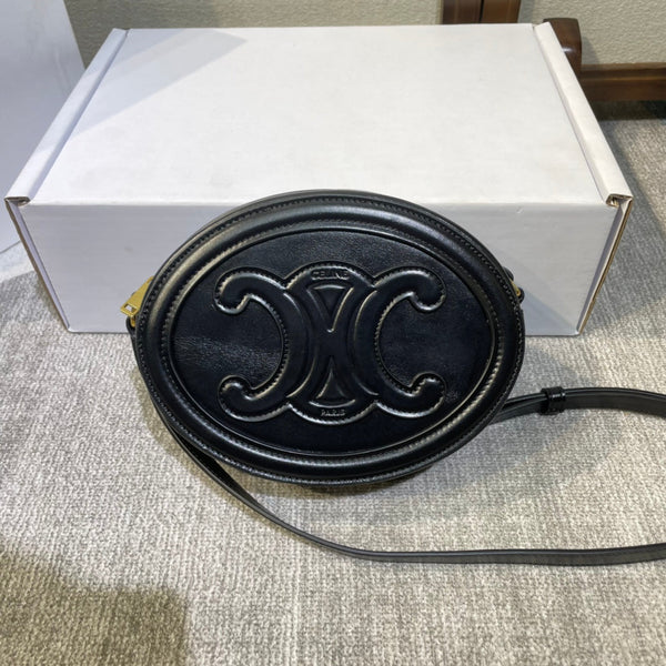 OVAL PURSE BAG 20 IN BLACK CALFSKIN