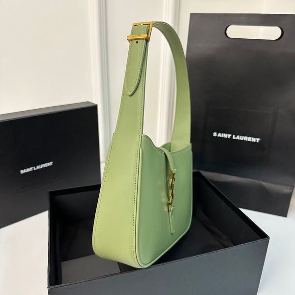 Le 5 a 7 24 Light Green Lambskin Ghw
