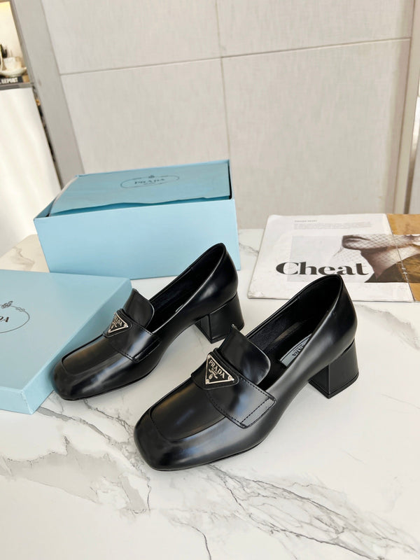 Prad 26S 5.5cm Block Heel Loafers Black Leather 147123