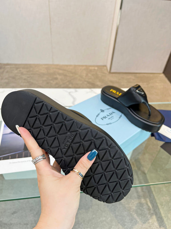 Prad 26s Platform Thong Sandals Black Leather 140401