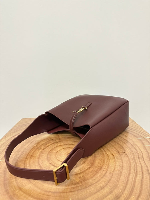 le 5a7 small 23cm burgundy calfskin