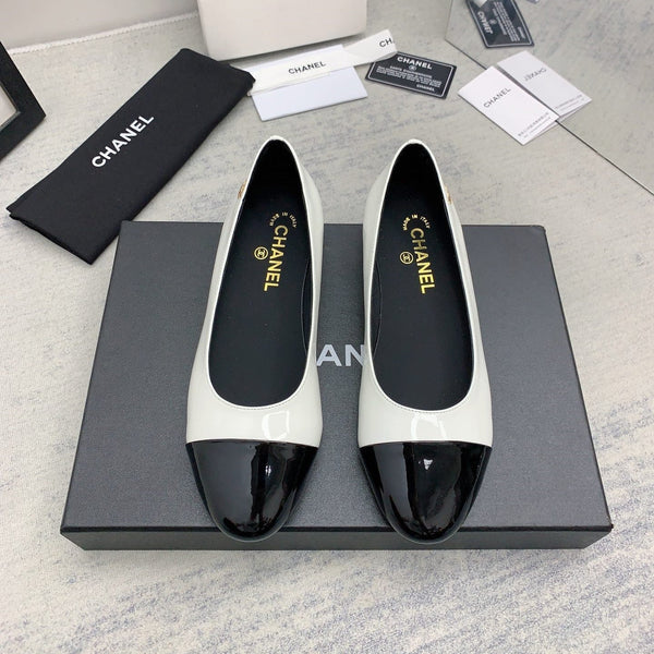 CC 26s Ballet Flats Patent Leather 159948