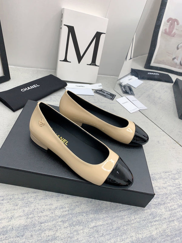 CC 26s Ballet Flats Patent Leather 159948