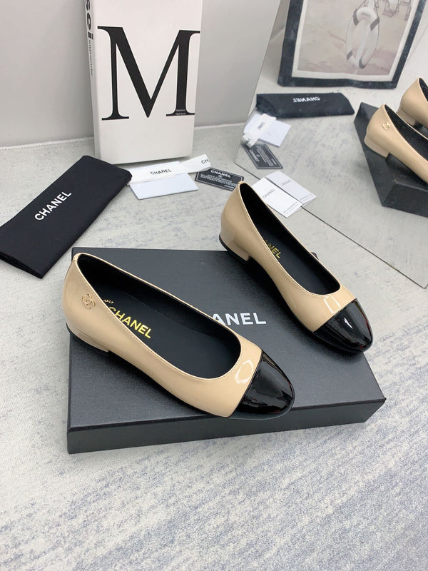 CC 26s Ballet Flats Patent Leather 159948