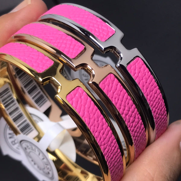 H Pig Nose Pink Bracelet
