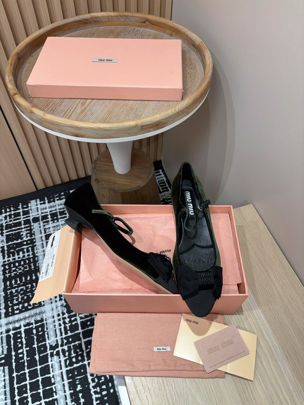 Miu Mary Jane Dark Green And Black Velvet