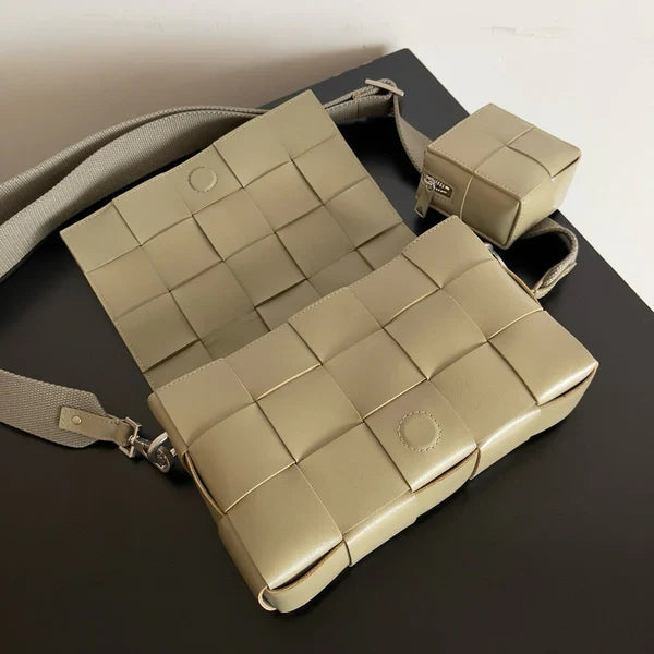 BV Two-In-One Cassette Bag 26cm Warm Beige Leather