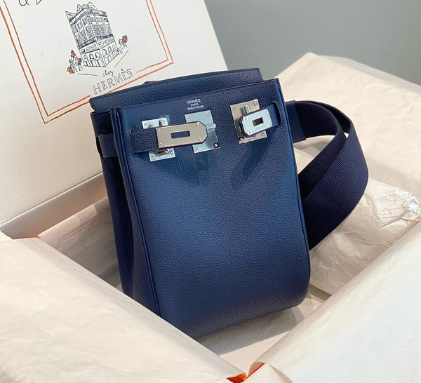 HM HAC A DOS PM 26CM NAVY BLUE TOGO LEATHER SILVER HARDWARE