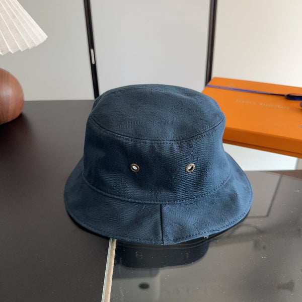 LV Reversible Bucket Hat Monogram 455794