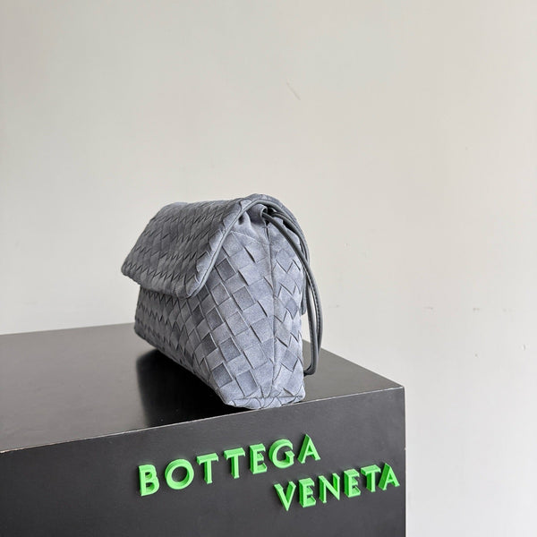 BV Giorno Bag Cloudy Indigo Intrecciato Suede