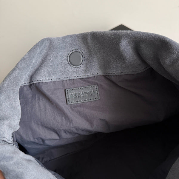 BV Giorno Bag Cloudy Indigo Intrecciato Suede
