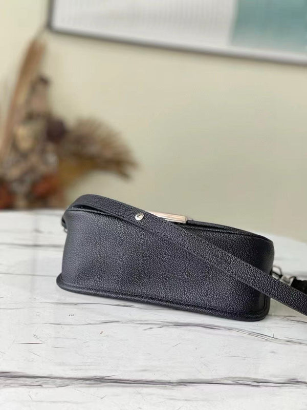 LV Buci Bag 24.5cm Black Epi Leather