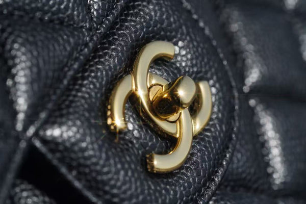CC Maxi Flap Bag 30cm Black Caviar Leather Gold-Tone Hardware