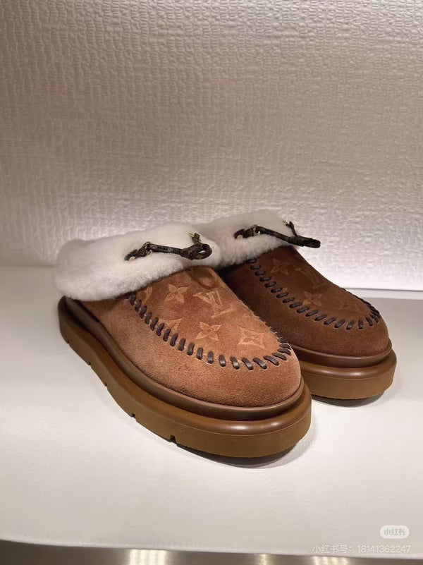 LV 26S Cortina Closed Mules Marron Brown Suede Shearling