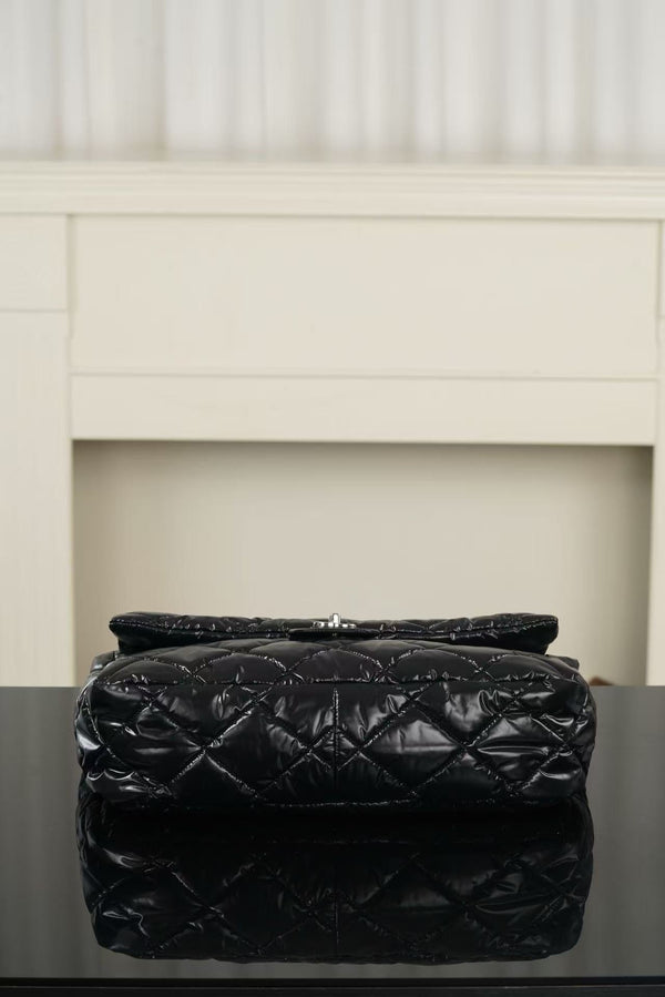 CC 26FW Coco Neige Maxi Flap Bag 38cm Black Glossy Nylon