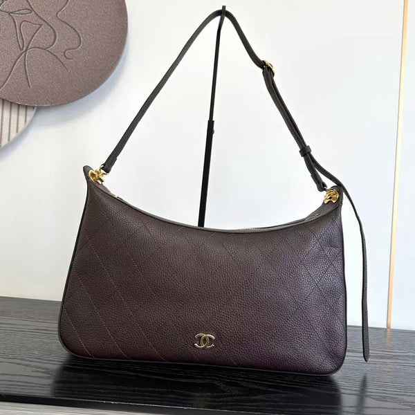 CC 26FW Large Hobo Bag 32.5 cm Grained Calfskin
