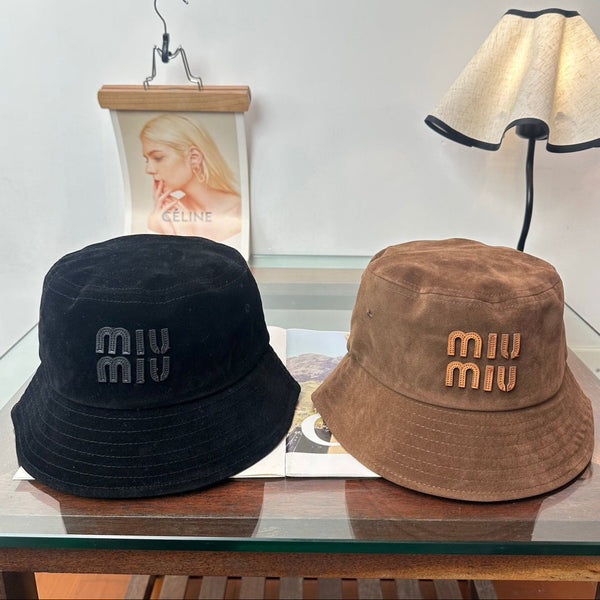 Miu Velvet Bucket Hat 497162