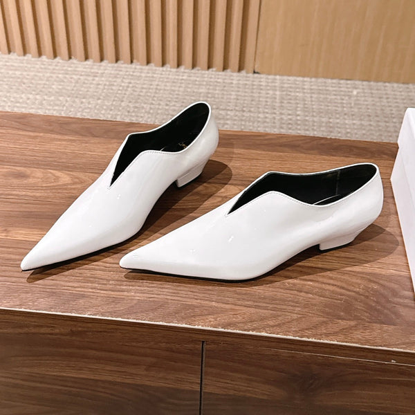 YSL 26FW V-Cut Pointed-Toe Loafers Low Block Heel Patent Leather 204234
