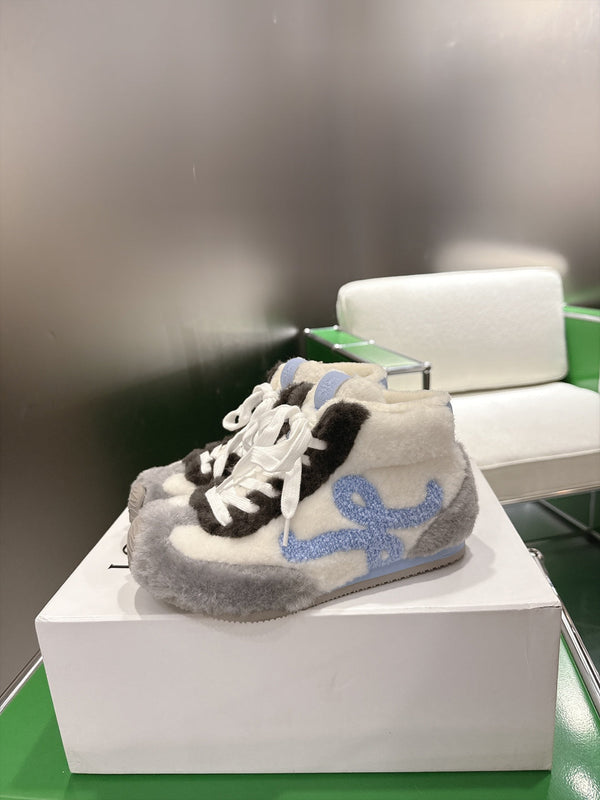 LW 26FW Fluffy High-Top Sneakers Color-Block Shearling 172064