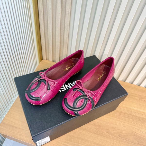 CC 26FW Coco Beach Ballet Flats Bow Detail Pebbled Calfskin 182077