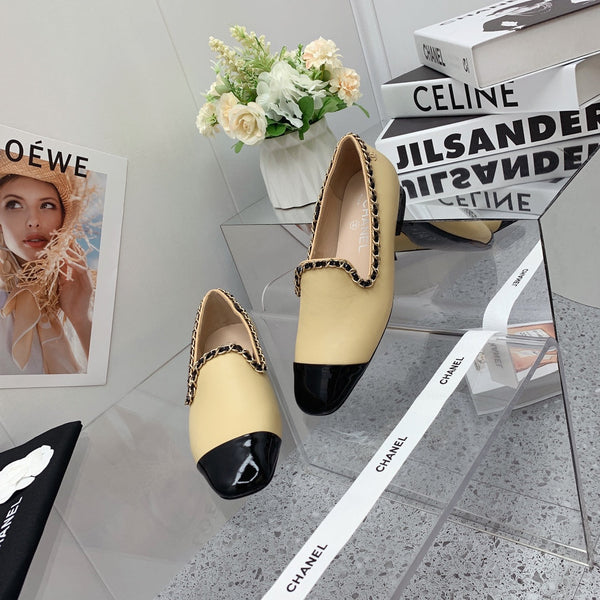 CC 2026 Chain Trim Loafers Sheepskin 162112