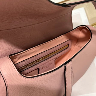 CD Saddle Bag Retro Pink in Cowhide 288170