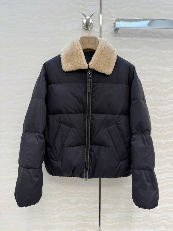 BC 26FW Shearling-Collar Chain-Detail Down Jacket Polyester 440958