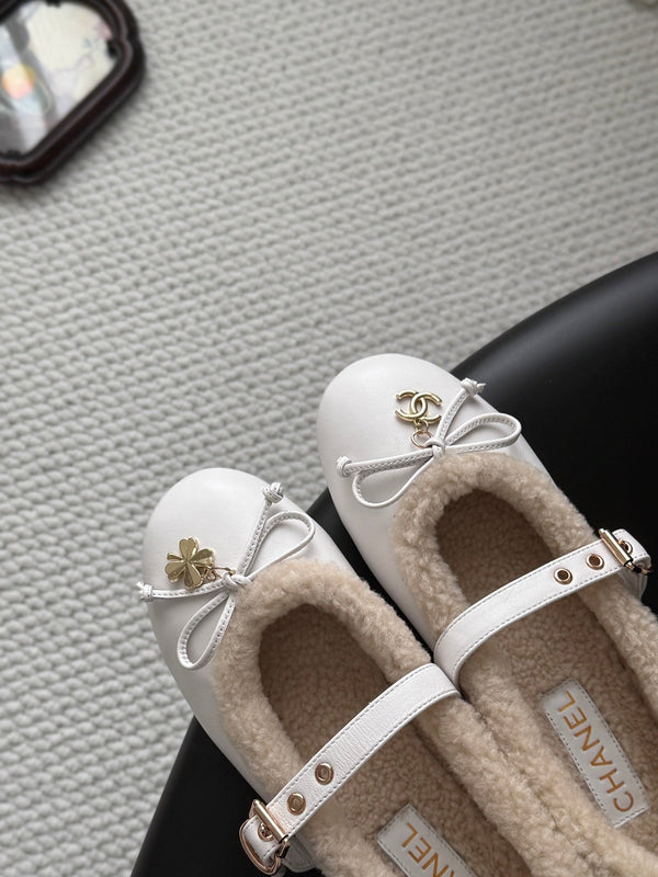 CC 2026 Bow Mary Janes Leather 128295