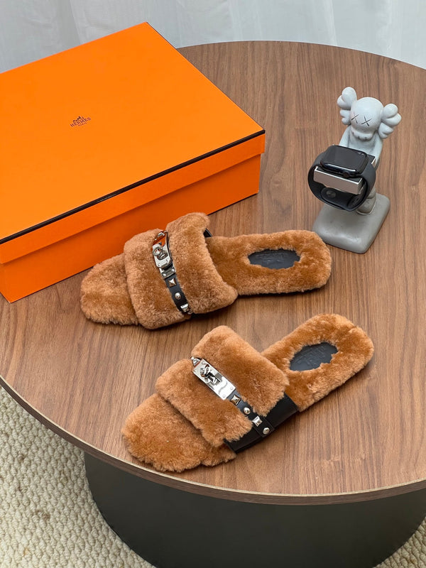 HM 26s Frenzy Mules Studded Shearling 177997