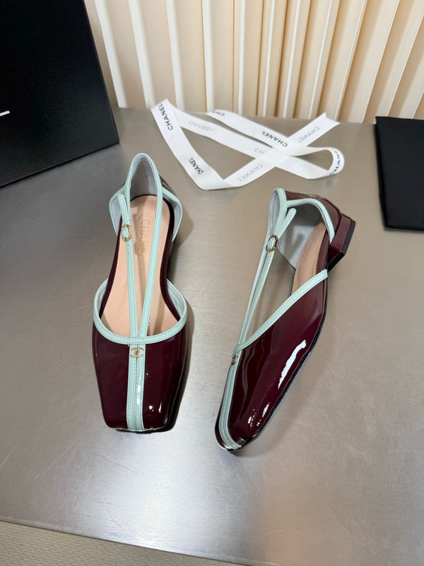 CC 26FW Mary Jane Flats Square Toe T-Strap CC Logo Patent Leather 190637