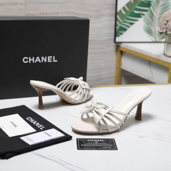 CC 2026 High-heeled Sandals With Delicate Bow 80mm White Cowhide 758427