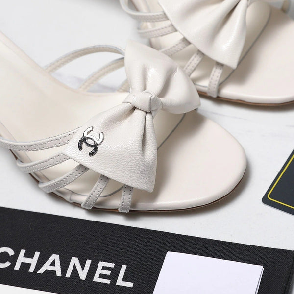 CC 2026 High-heeled Sandals With Delicate Bow 80mm White Cowhide 758427