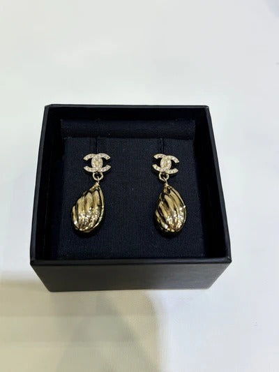 Chanel 2026 Gold Full Diamond Double C Lucky Clover Crystal Earrings