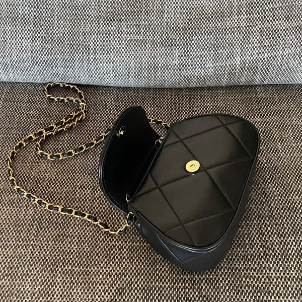 CC 2026 Vintage Coco Matelasse Flap Bag With Chain 22cm Black Calfskin