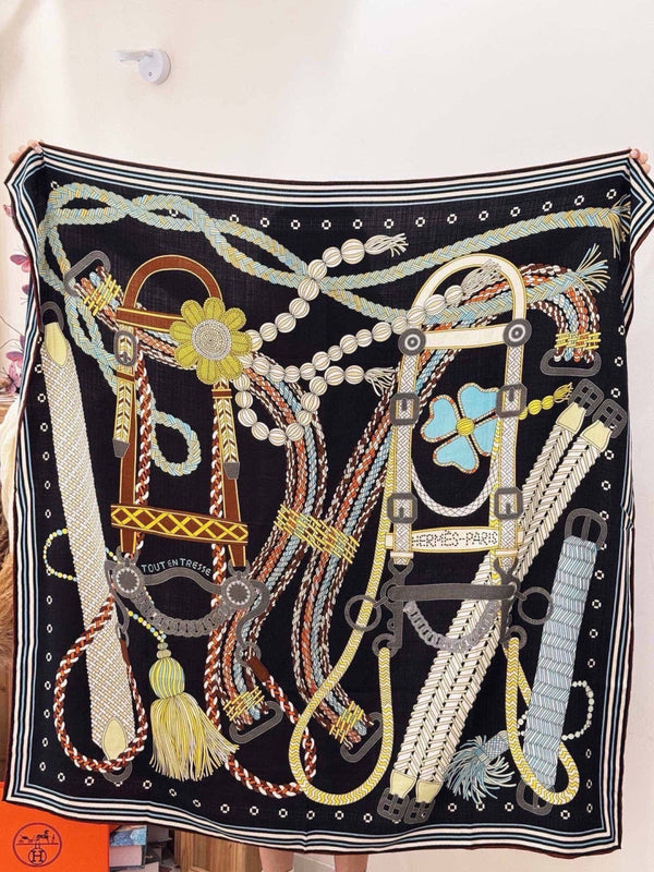 HM 26s Printed Square Scarf 135 In Cashmere And Silk 307244