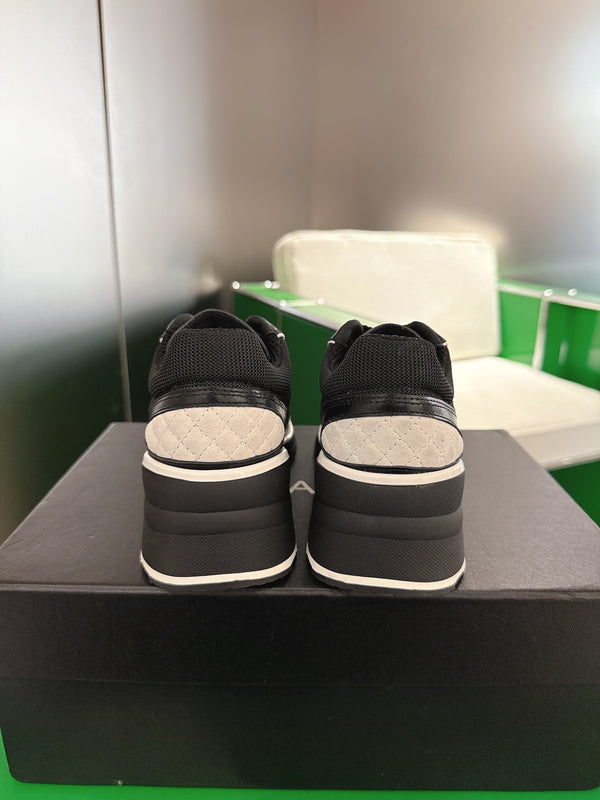 Chanel Low-Top Sneakers 30mm Black Calfskin Leather and Mesh 507543
