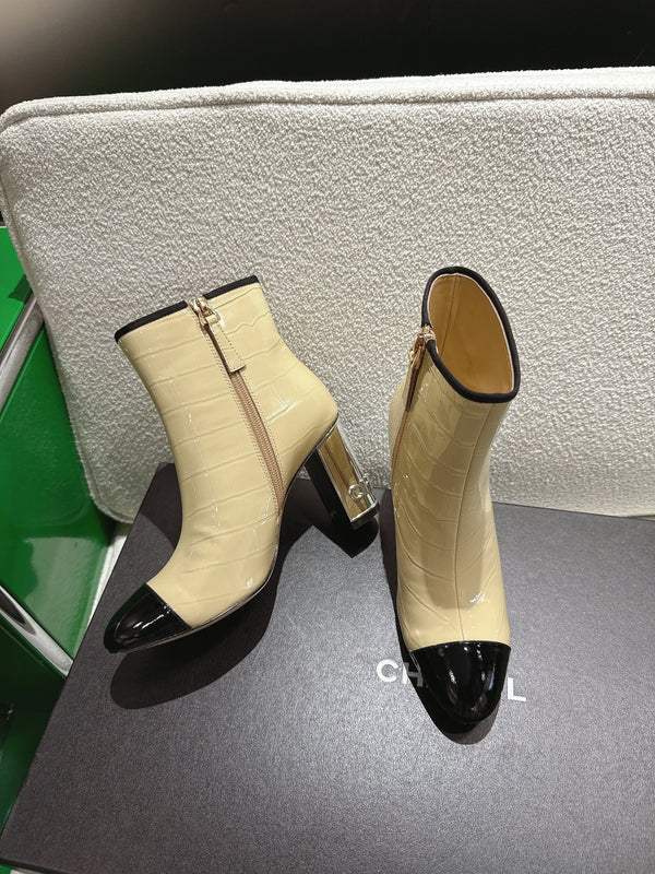 Chanel 2025ππ High Heeled Ankle Boots Light Beige & Black Glossy Leather 507545