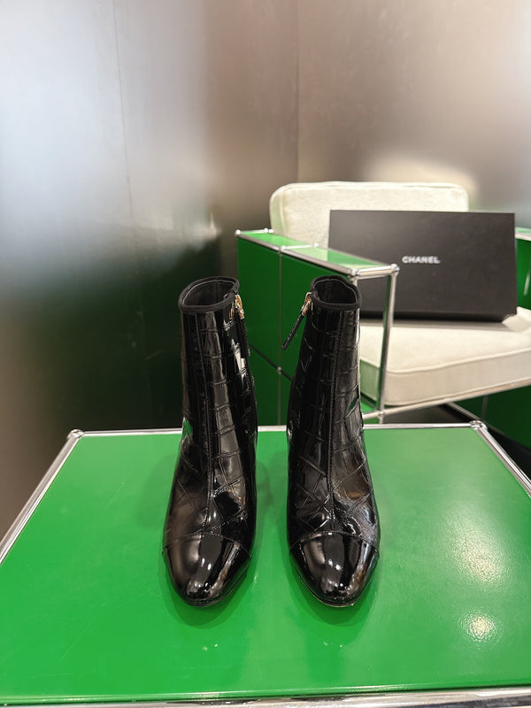 Chanel 2025ππ High Heeled Ankle Boots Black Glossy Leather 507547