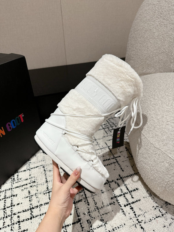 Moon Boot Icon Faux Fur Boots White Shearing 541979