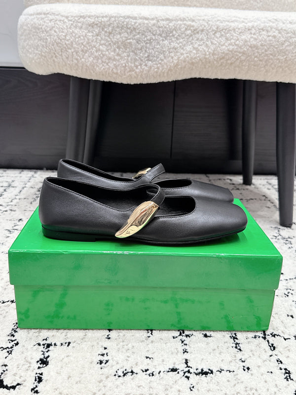 BV Charlotte Mary Jane Flat Black Leather 770004