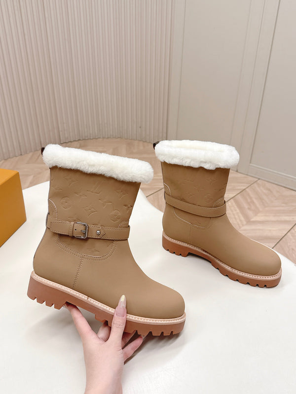 LV 2026 Territory Ankle Boot Beige White Nubuck Calf Leather 595441