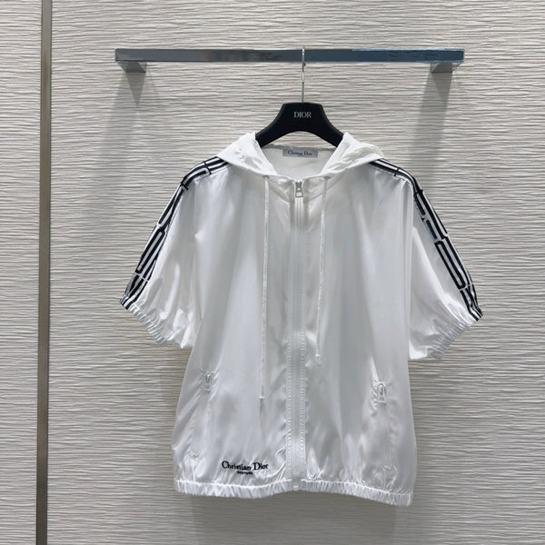 CD 25 Suit Black White Polyester