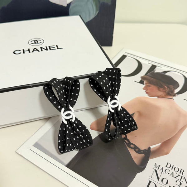 CC 26s Per Pair Hair Clip 420355
