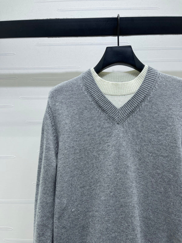CC 26s Crew Neck Color-Blocked Faux Two-Piece Sweater Cashemere 344154