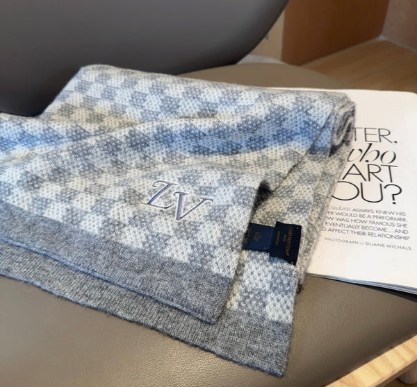 LV Couple's Style Scarf 180cm Gray Knitted Cashmere 973385