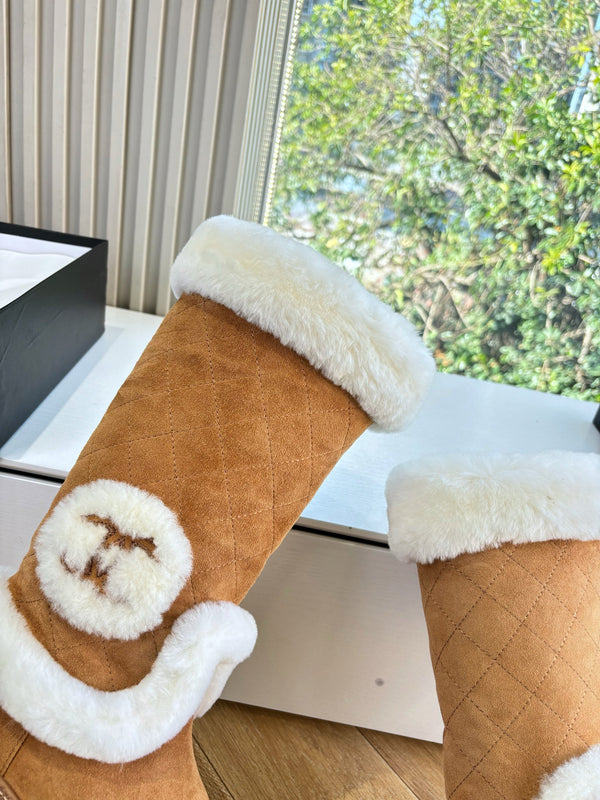 CC 2025 Snow Boot Brown White Suede Wool 548929
