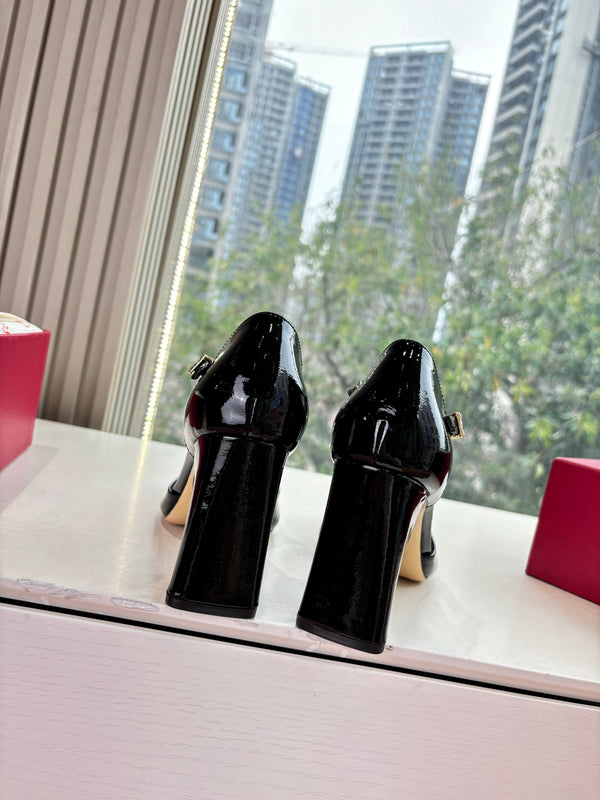Très Vivier Mary Jane Pumps 8.5 cm Black Patent Leather