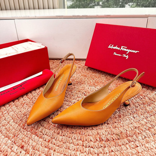 Ferragamo Salvatore Slingback Light Brown Sheepskin 760458
