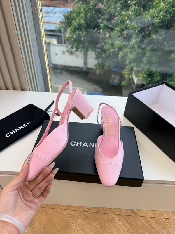 CC 26s Square Toe Slingback Pumps Pink Canvas 126545