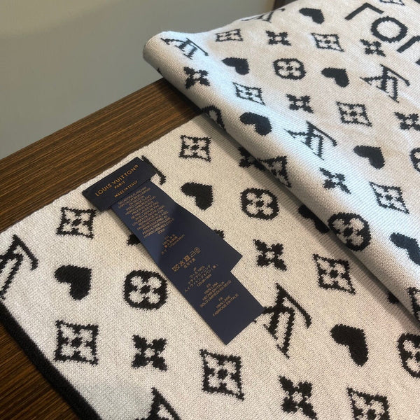 LV Latest Style Scarf 180cm Black Knitted Cashmere 973139